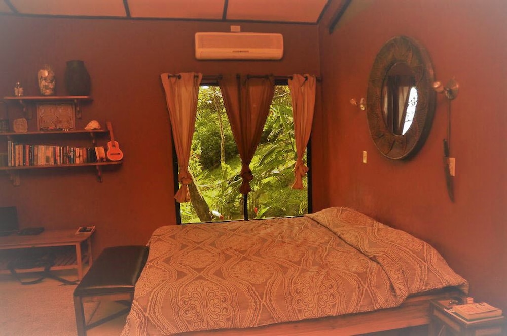 Bungalow, Sea View photo 1