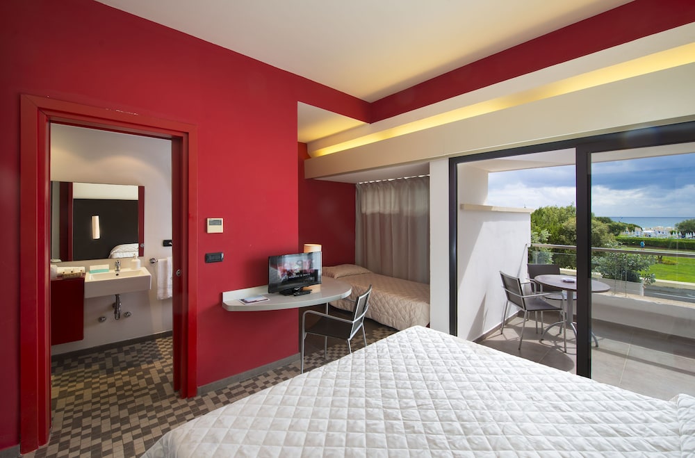 Classic Triple Room (extra bed, 2 adulti + 2 bambini)