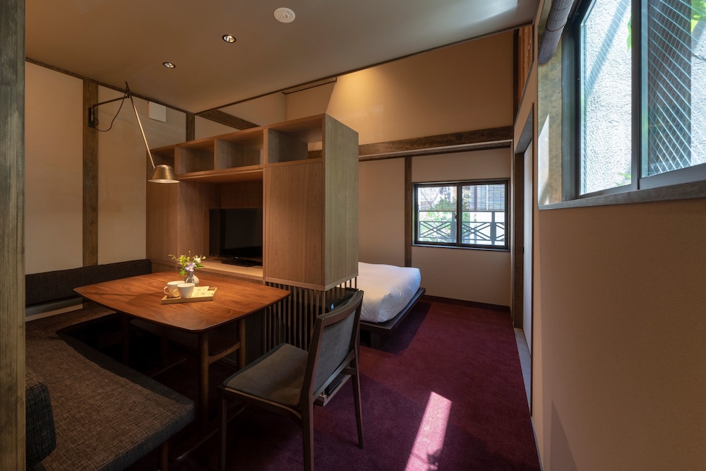 THE KAZAHAYA Suite photo 2