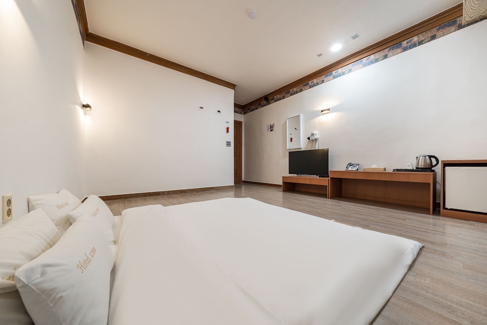 Hinoki Ondol Room photo 3
