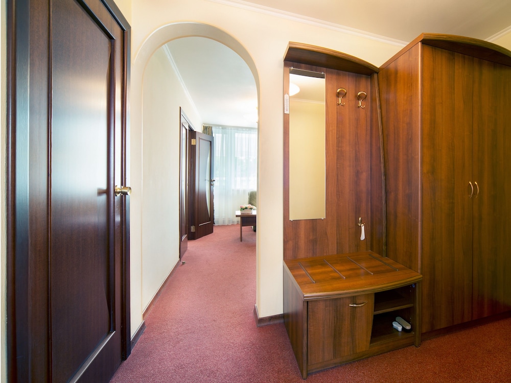 Family Double or Twin Room, 2 Bedrooms photo 2