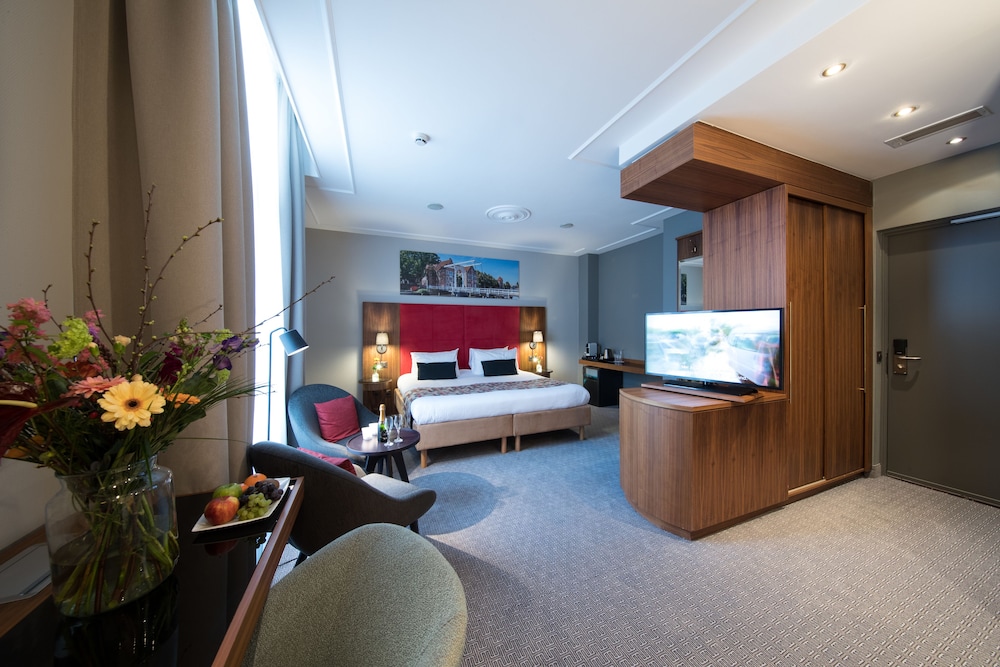 Suite photo 1