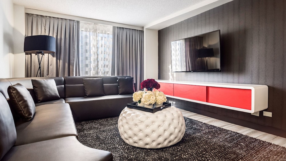 Suite, 1 King Bed