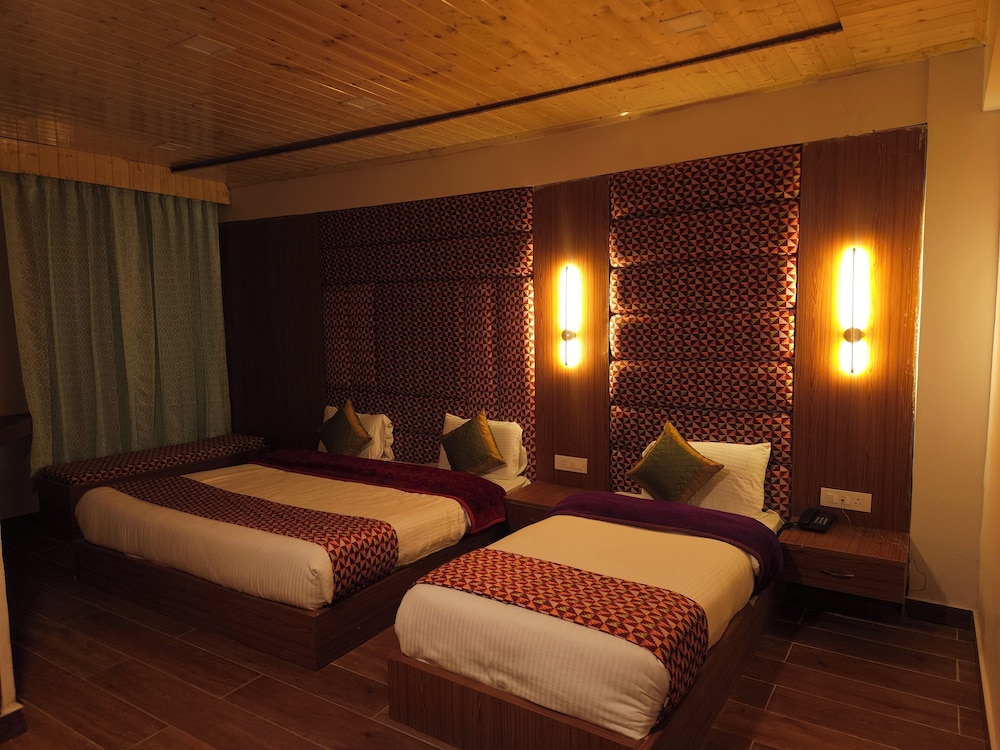 Premium Triple Room photo 2