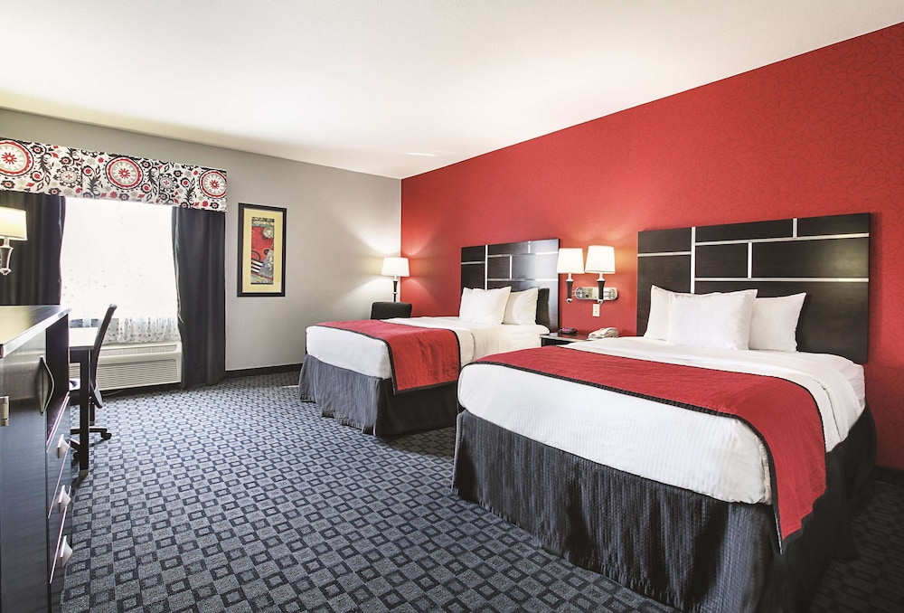 Room, 2 Queen Beds, Non Smoking - Photo 3