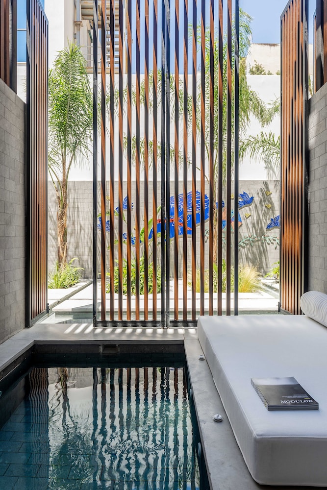 Deluxe Loft with Private outdoor spa tub photo 1