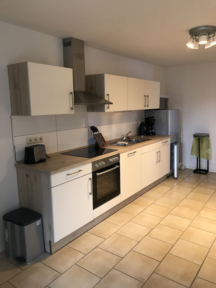 Deluxe Apartment, 3 Bedrooms photo 2