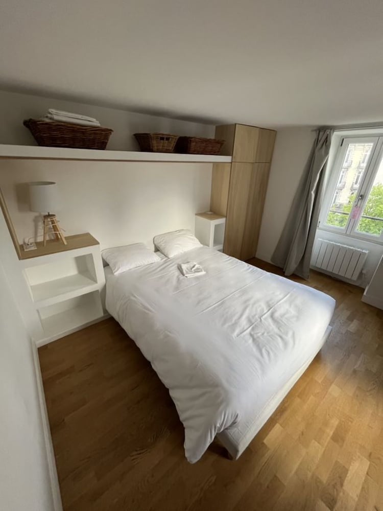 City Apartment (12 minutes walking from main building) - Photo 8