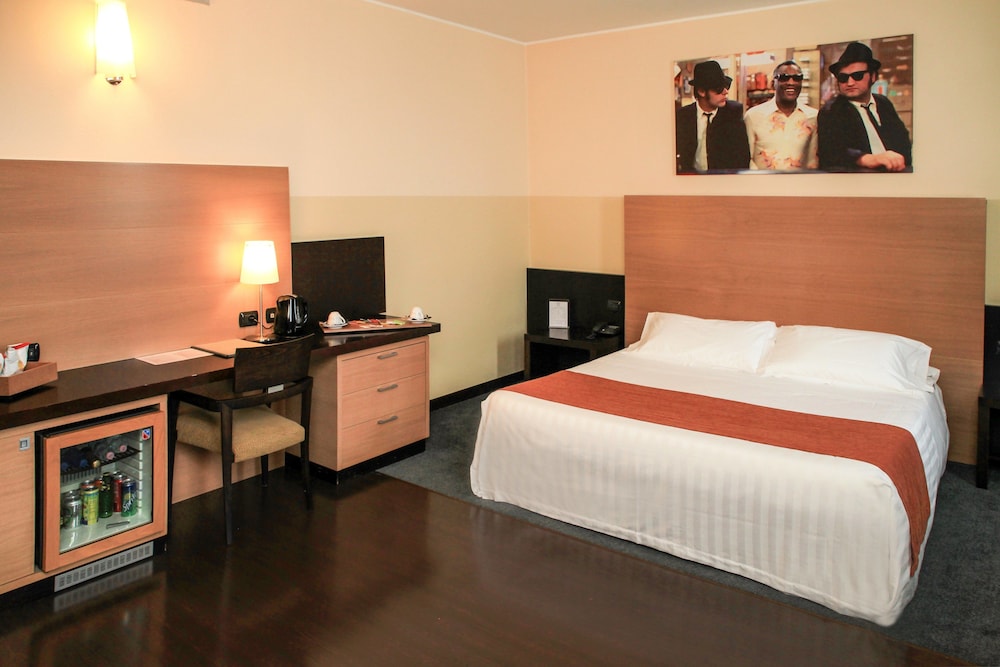 Deluxe Studio Suite photo 1