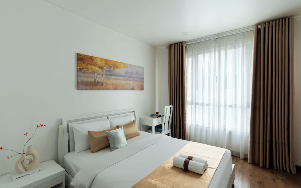 Family Suite, 3 Bedrooms, Club Lounge Access, City View photo 1