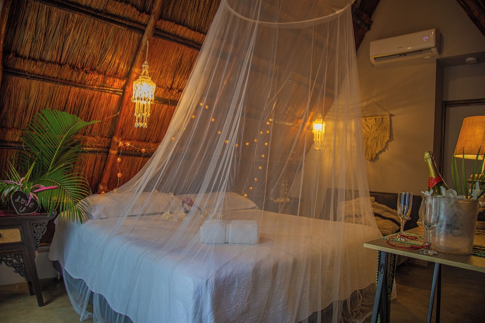 Design Cabin, 1 King Bed photo 3