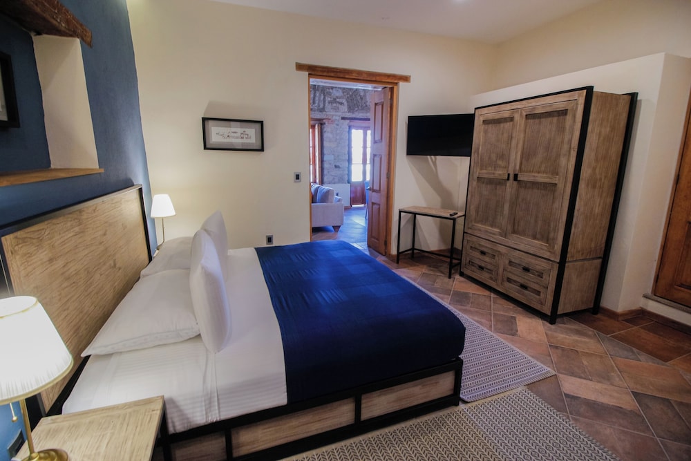Grand Suite, City View