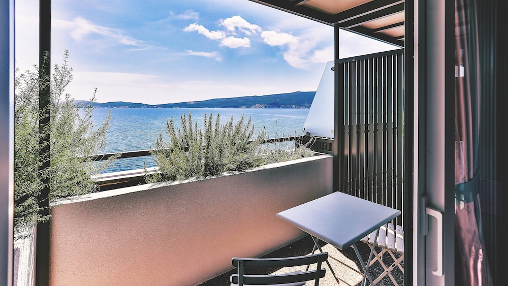Double Room, Sea View photo 3