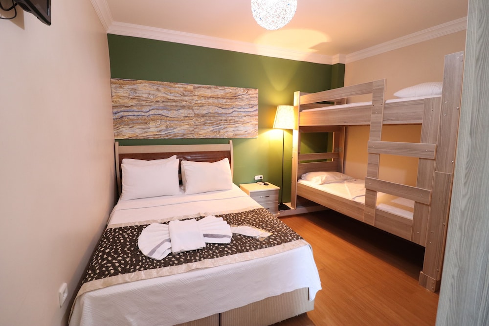 Standard Room photo 2