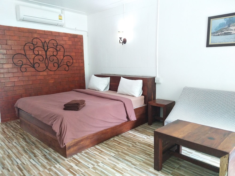 Standard Double Room photo 3