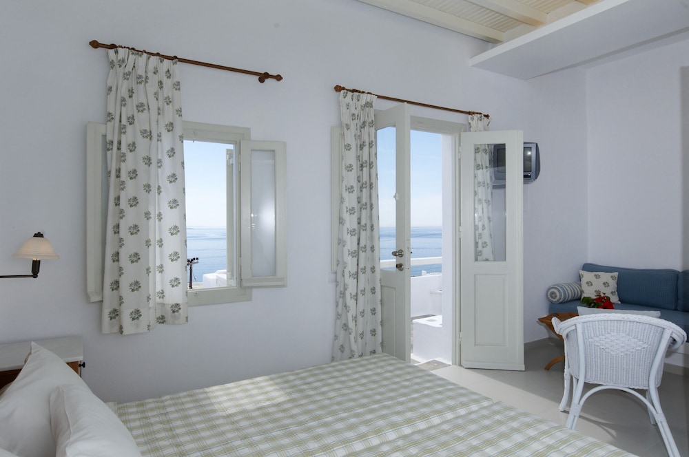 Family Room, Sea View - Photo 5