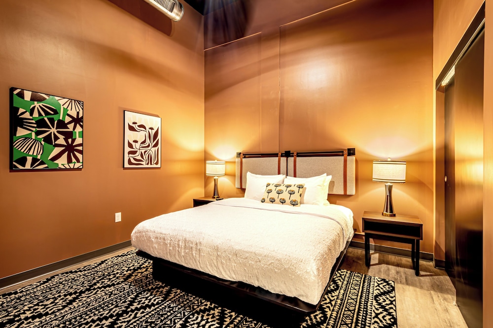 Deluxe Suite photo 1