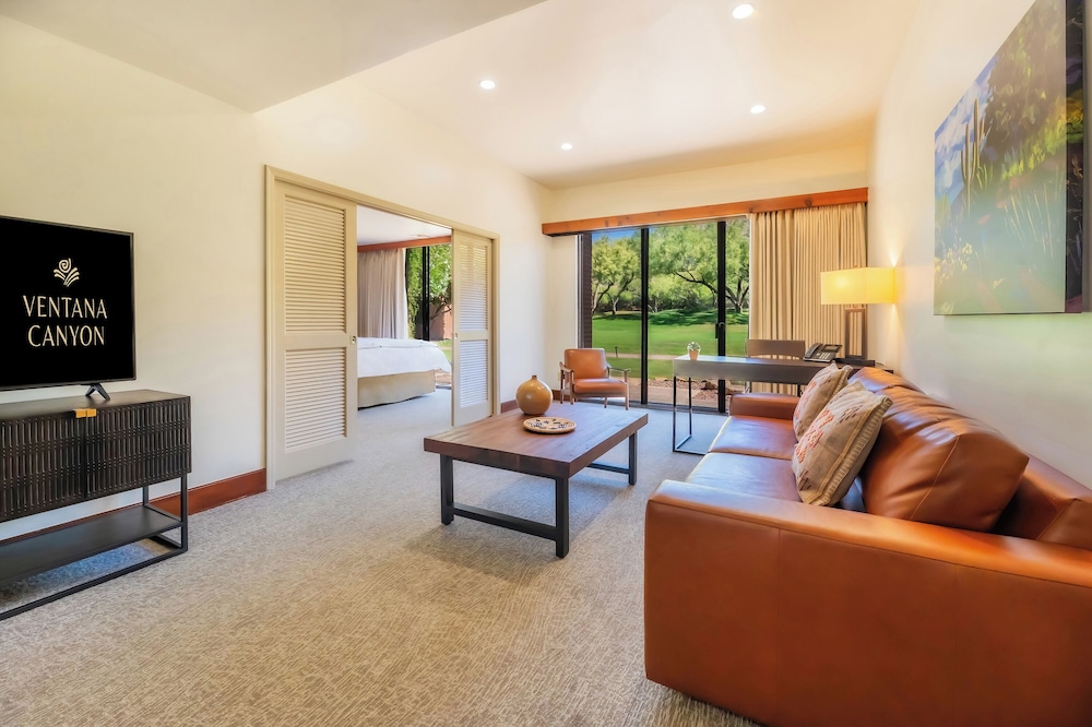 Room, 2 Queen Beds, Mountain View - Photo 1