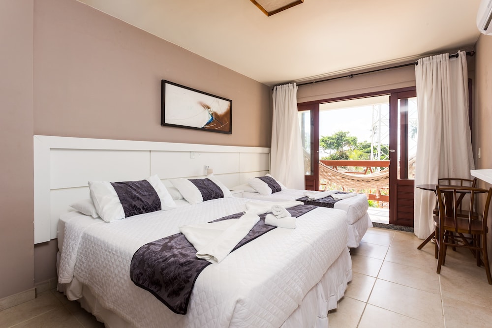 Standard Triple Room, Multiple Beds photo 2