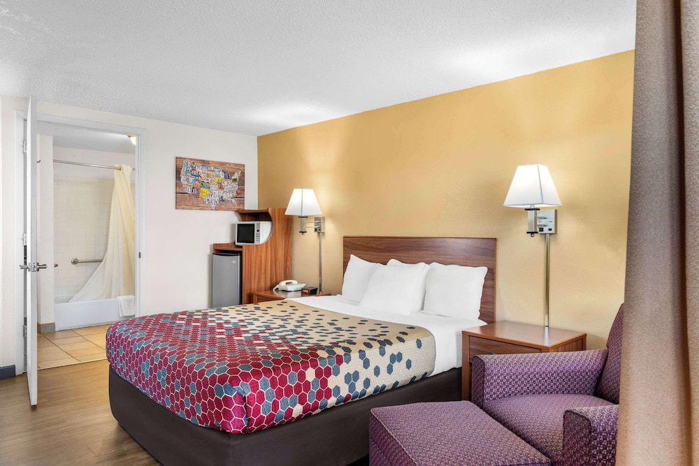 Room, 1 Queen Bed, Accessible, Non Smoking - Photo 1