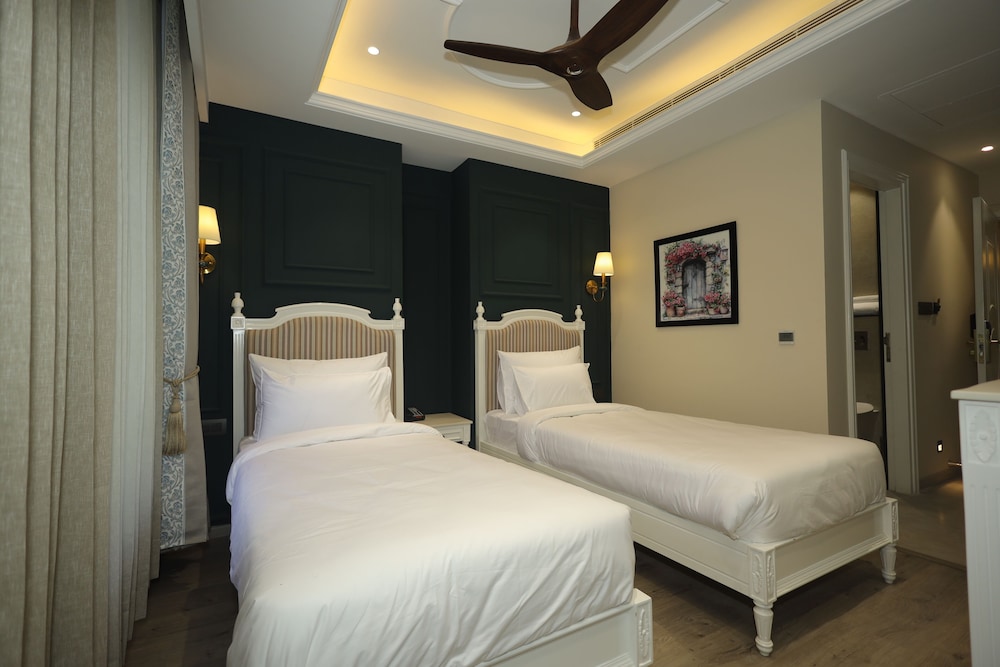 Luxury Twin Room