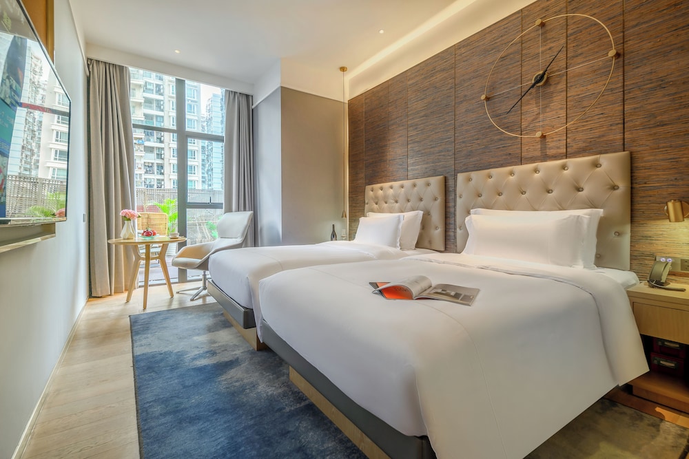 Romantic Twin Room