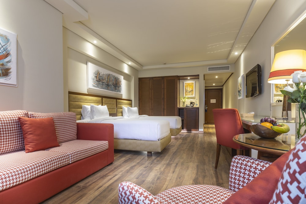 Panoramic Room, 2 Twin Beds, Sea View (Pool View) - Photo 1