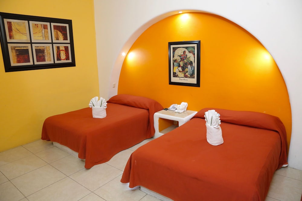 Standard Room, 2 Double Beds photo 2