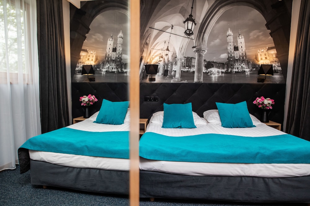 Double Room - Photo 8