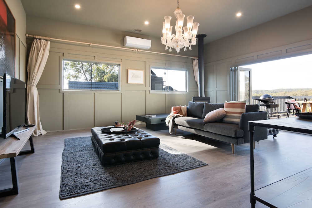 House, 3 Bedrooms photo 3