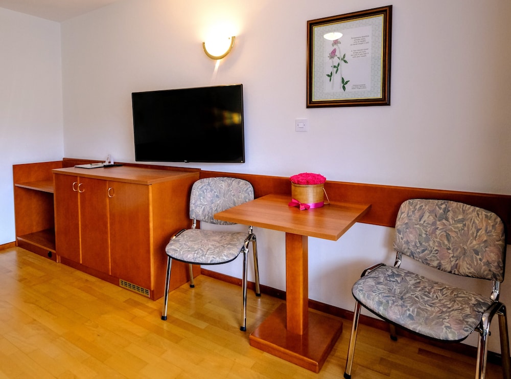 Basic Double Room - Photo 6
