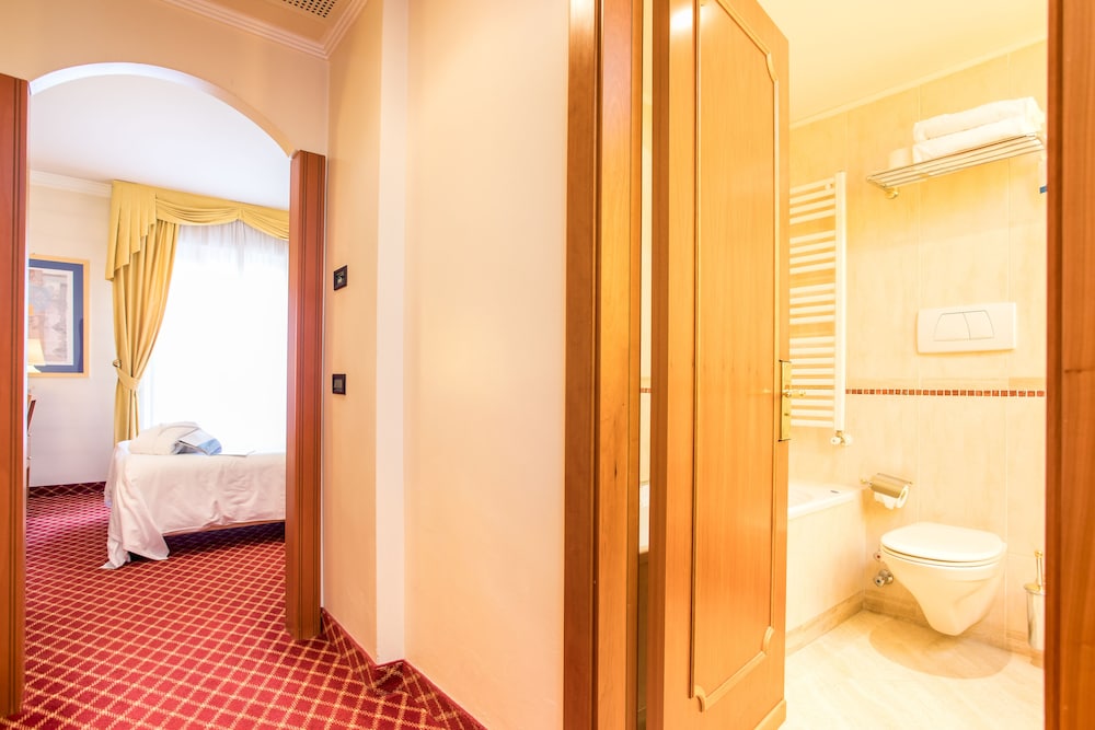 Superior Double Room - Photo 4
