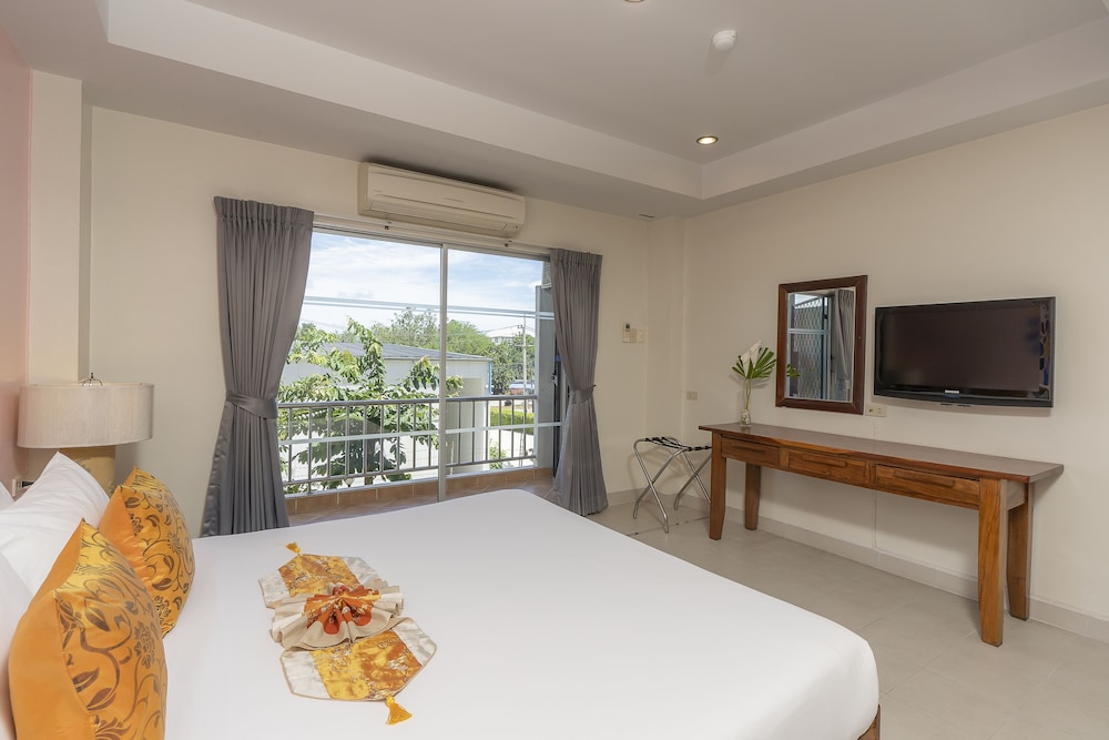 room photo