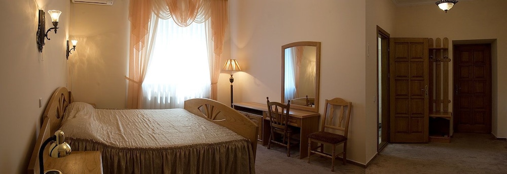 Deluxe Suite photo 1