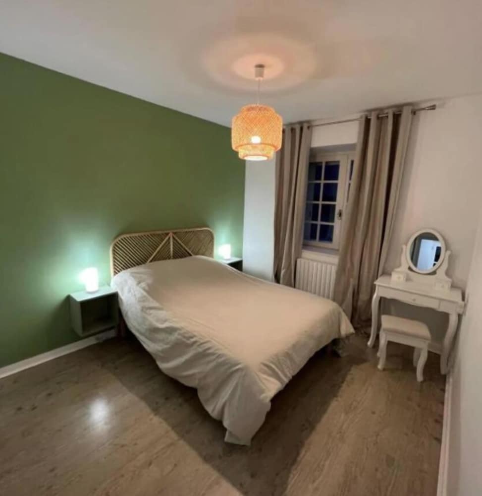Basic Room, Garden View