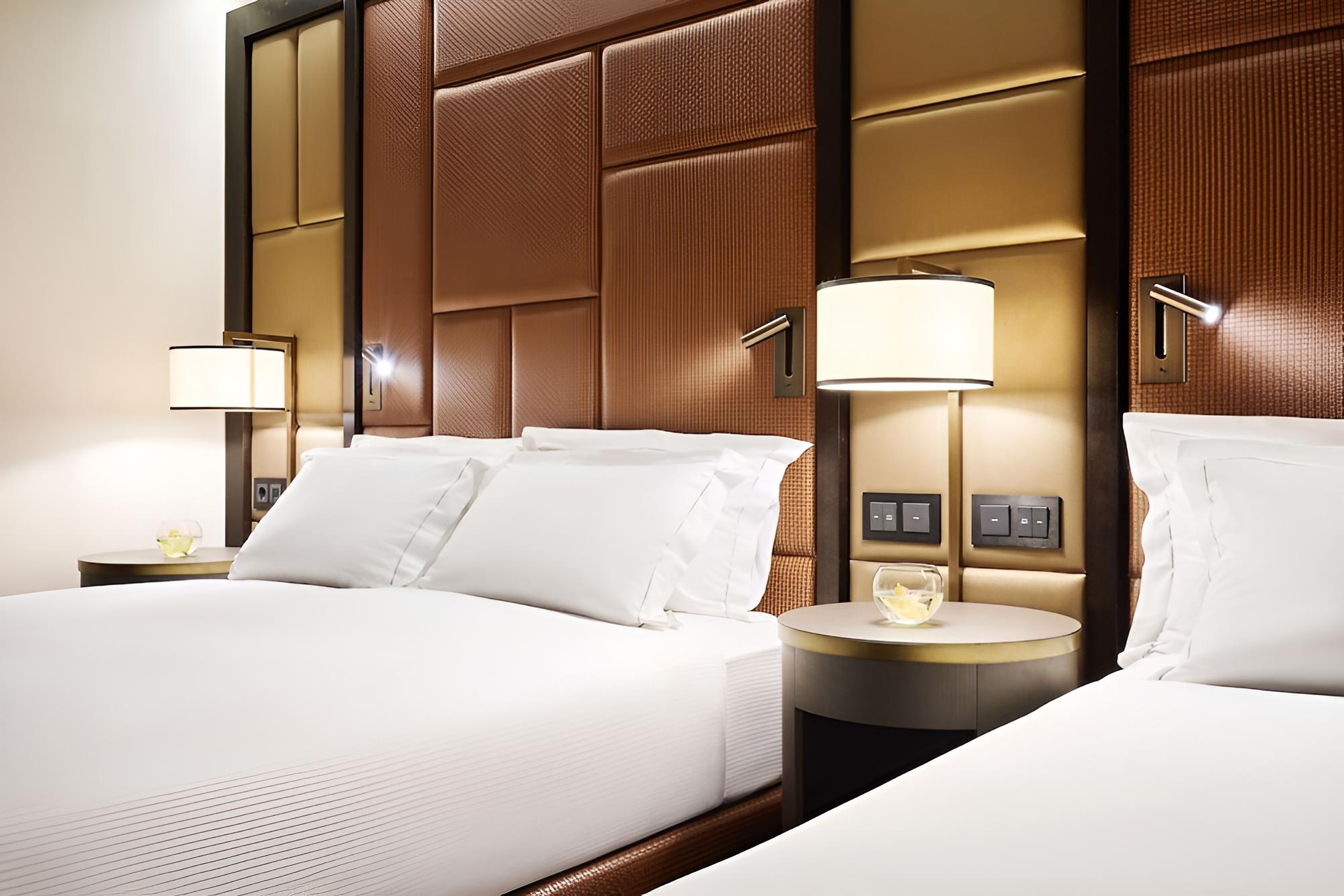 Superior Room, 2 Queen Beds (Street View) - Photo 3