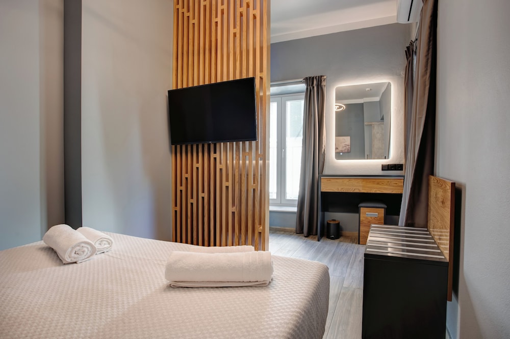 Superior Apartment 4