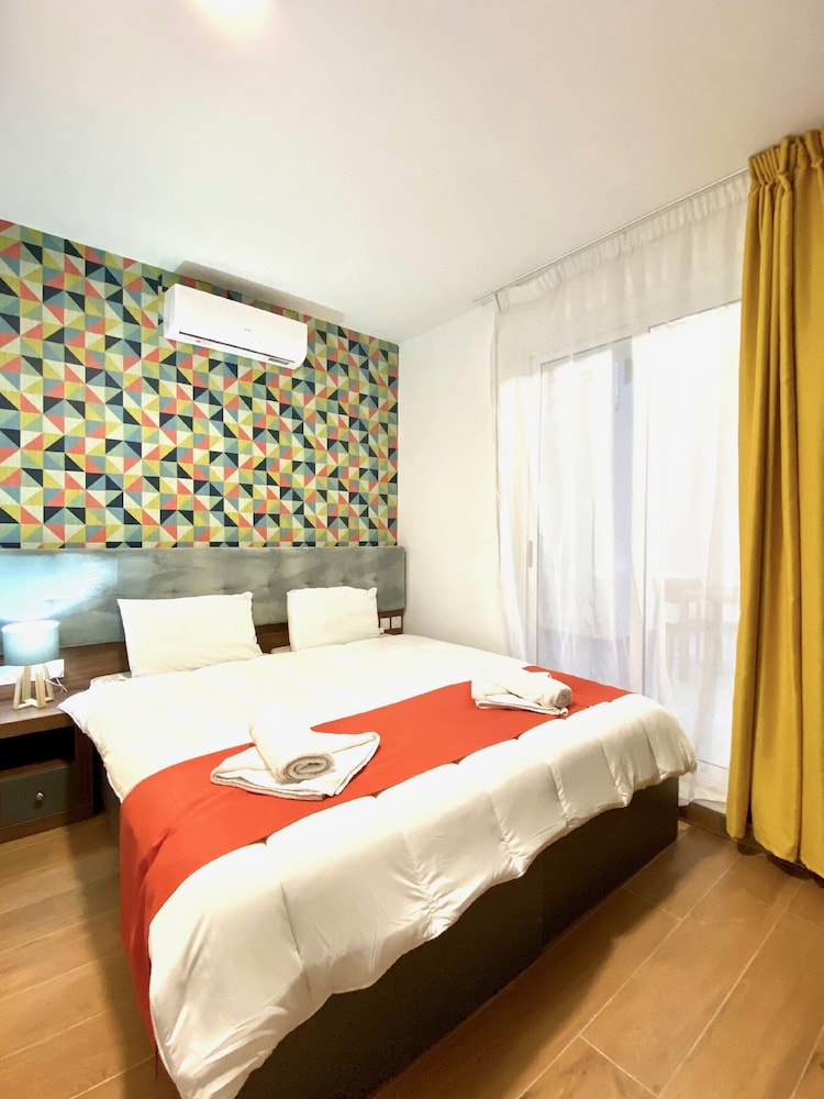 Signature Apartment
