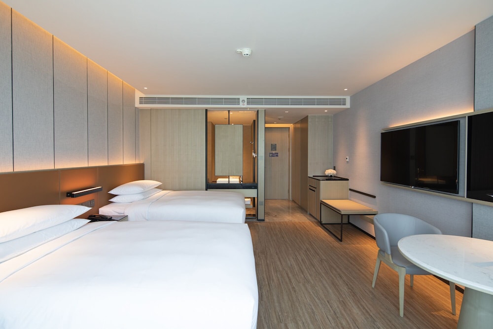 Twin Room, 2 Double Beds - Photo 2