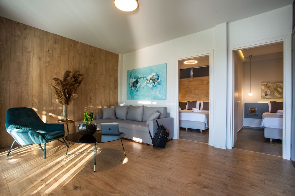 Superior Apartment