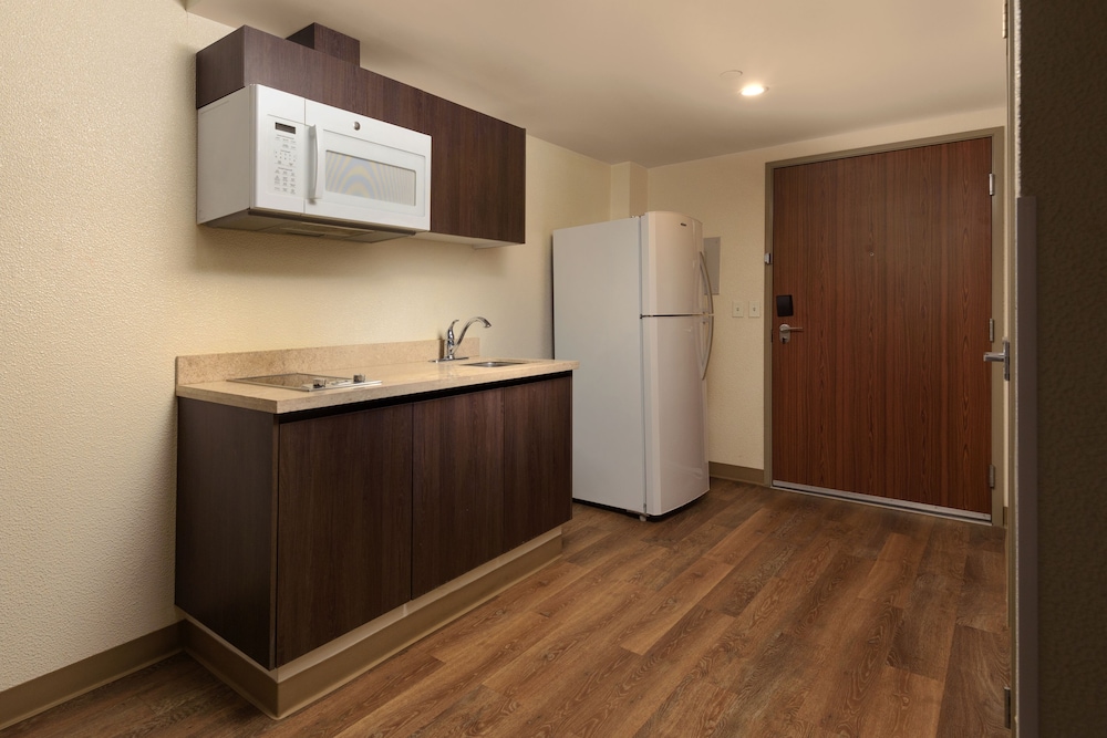 Suite, 2 Queen Beds - Photo 6