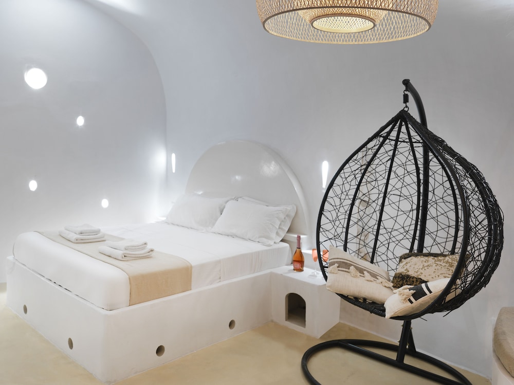 Panoramic Studio Suite, 1 King Bed with Sofa bed, Hot Tub, Sea View