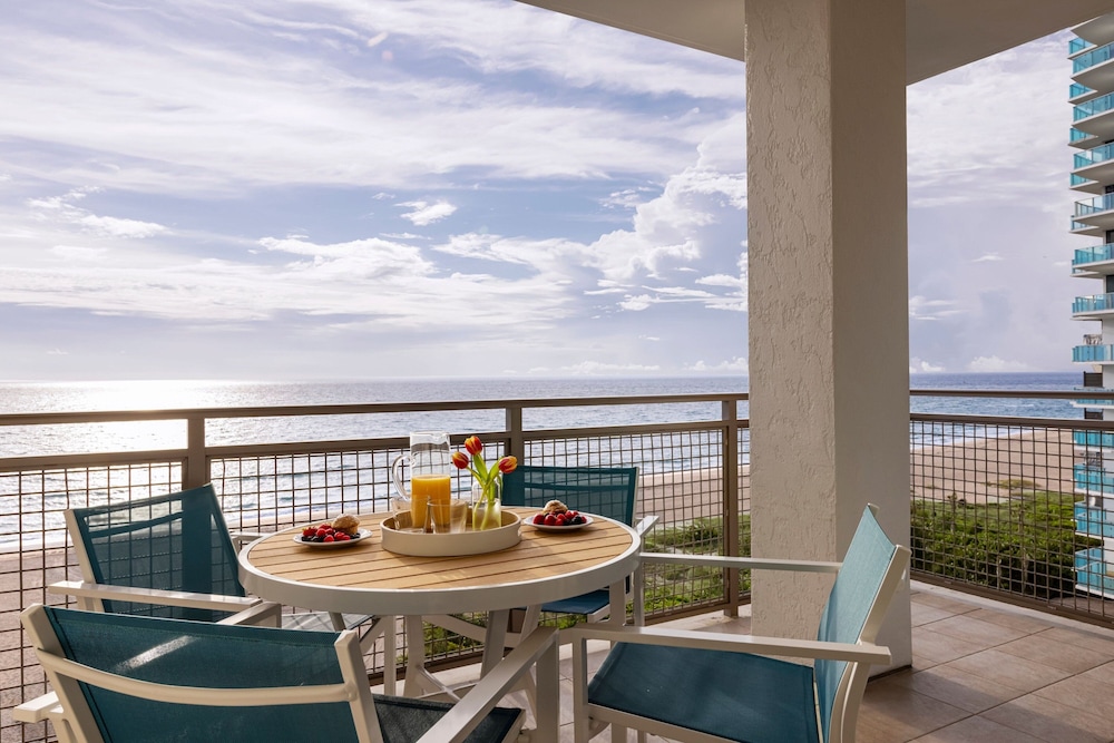 Villa, 2 Bedrooms, Balcony (Oceanfront) - Photo 3