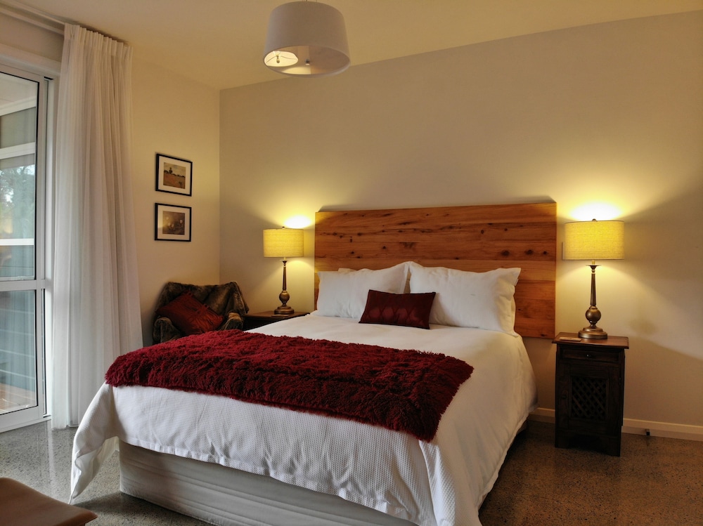 The Violet Suite photo 1