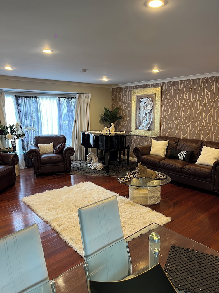 Executive Villa
