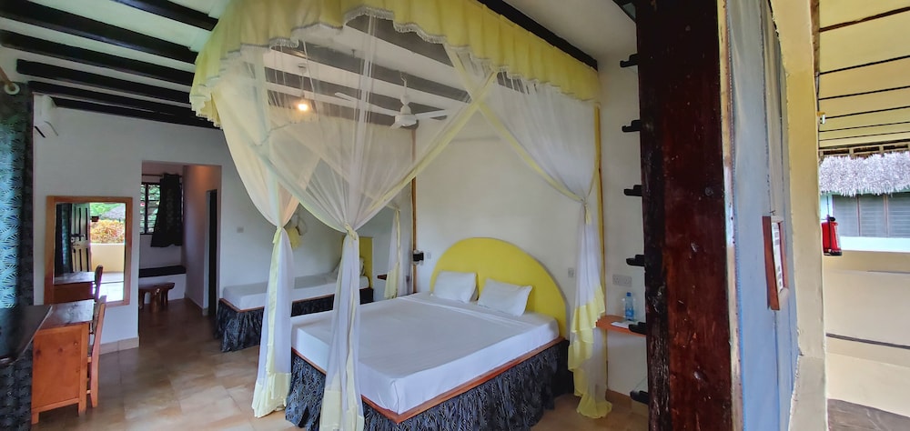 Comfort Room photo 1