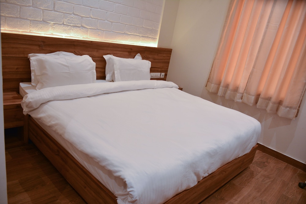 Super Deluxe Room - Photo 1