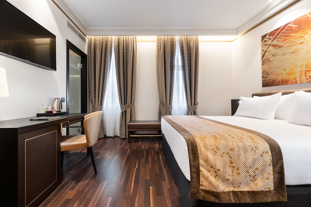 Superior Double Room Single Use photo 2