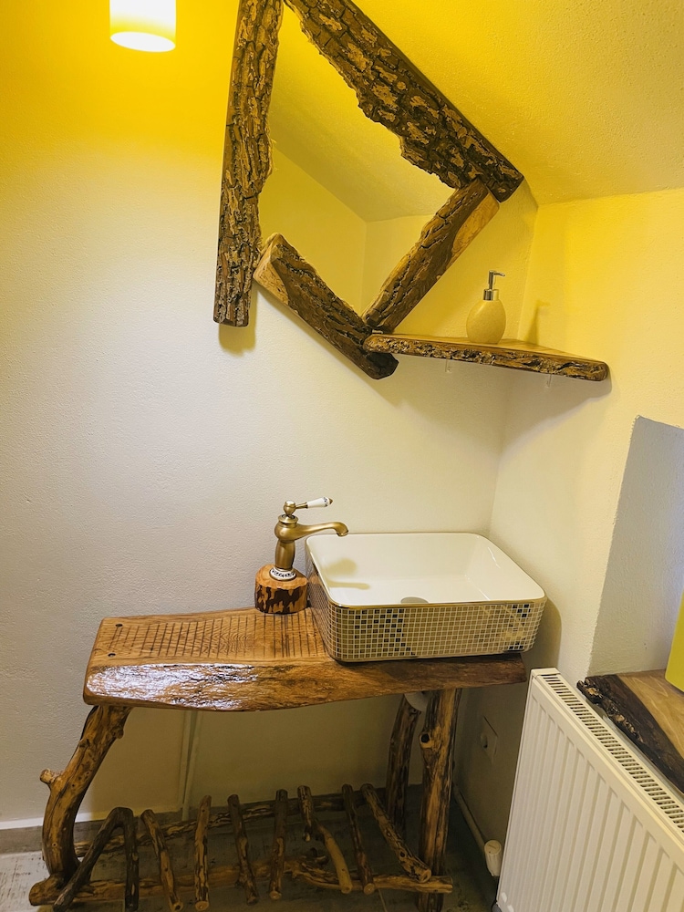 Traditional Suite, 2 Bedrooms, River View photo 2