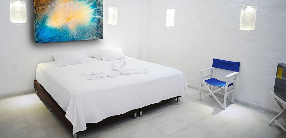 Deluxe Double Room, 1 King Bed, Private Bathroom, Mountain View photo 1